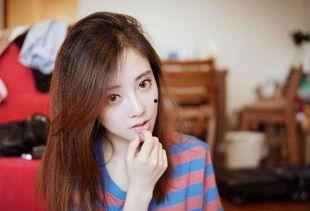 娱乐圈吃瓜女博主直播间,揭秘明星幕后故事，带你领略娱乐圈风云变幻