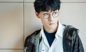 吃瓜系统娱乐圈双男主,娱乐圈双男主的甜蜜对决