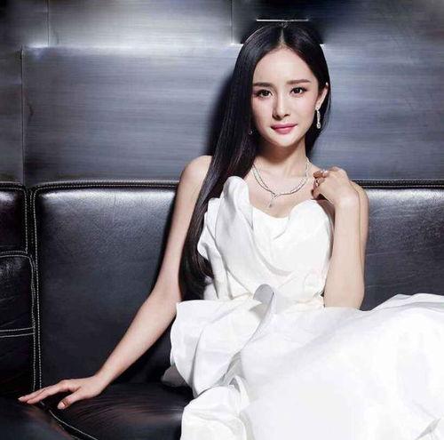 娱乐圈吃瓜明星杨幂是谁,娱乐圈吃瓜明星的华丽蜕变