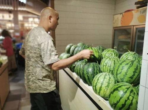 娱乐吃瓜顶流,揭秘吃瓜顶流的幕后故事