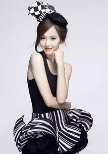 娱乐圈吃大瓜小说夏琪,娱乐圈风云变幻，揭秘大瓜背后的真相